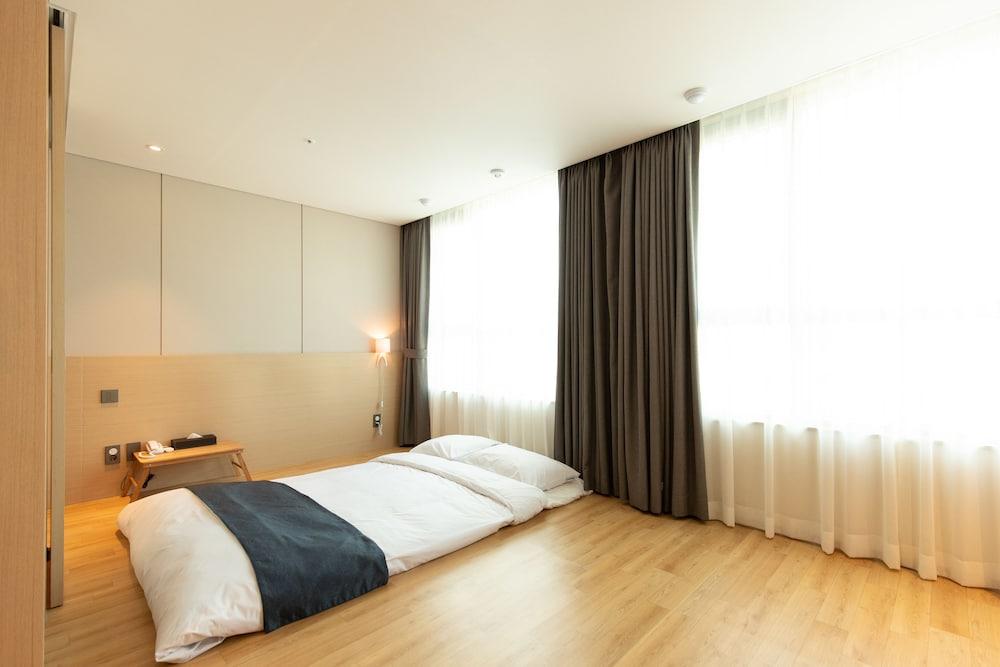 Hotel Winstory Seogwipo Exterior foto